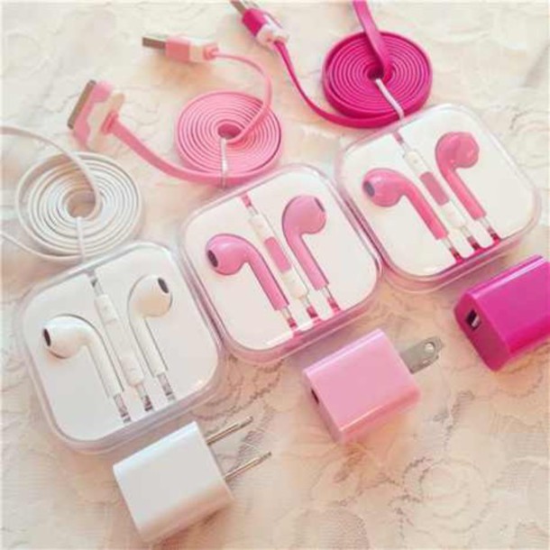 t1vuw7-l-610x610-earphones-iphone-apple+earpods-apple-mobiles+phone-mobile+accessories-pink-mobile+phone-tumblr-accessories-weheartit-jewels-chargers.jpg