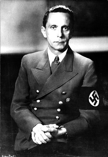 414px-Bundesarchiv_Bild_183-1989-0821-502%2C_Joseph_Goebbels.jpg
