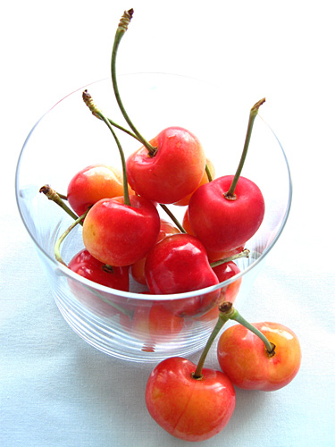 rainier-cherries.jpg