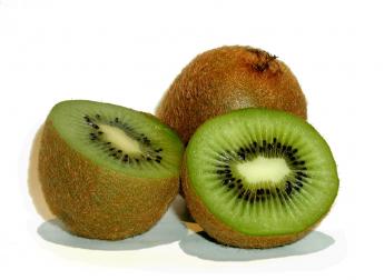 kiwi_fruit_1_by_annette.jpg