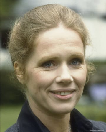 600full-liv-ullmann.jpg