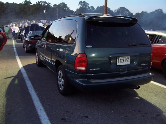 14039-2000-Dodge-Grand-Caravan.jpg