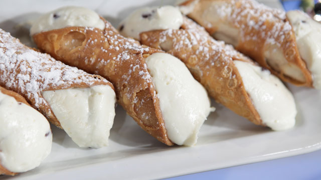 abc_cannolis_tk_111212_wmain.jpg