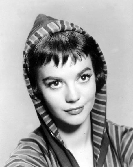 natalie-wood-L-mUbb3o.jpeg