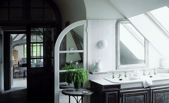 bathroom-582x357.jpg