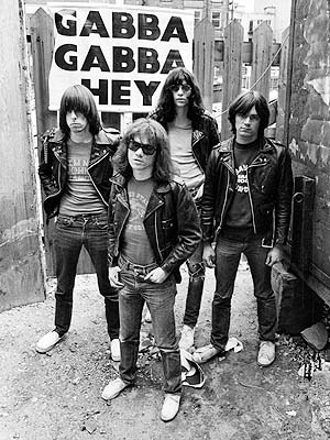 ramones1.jpg