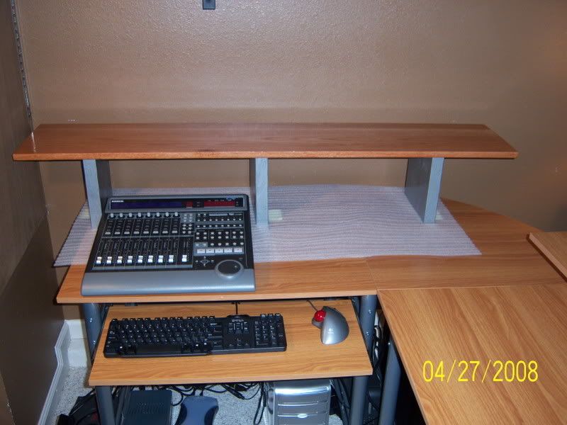 DAW_desk_project_pt3001.jpg