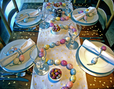 easter-table.gif