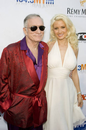 hugh-hefner-and-holly-madison-csh-043996.jpg