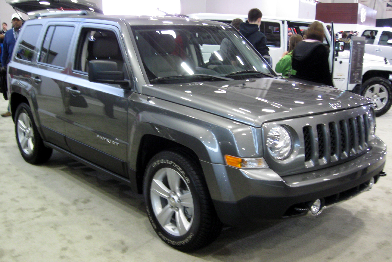 2011_Jeep_Patriot_Latitude_X_--_2011_DC.jpg