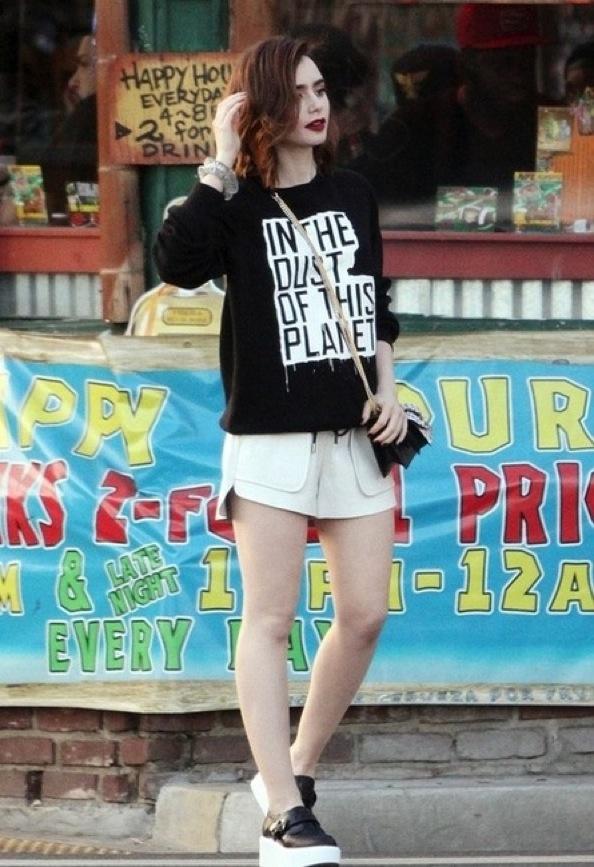 Lilly_Collins.jpeg