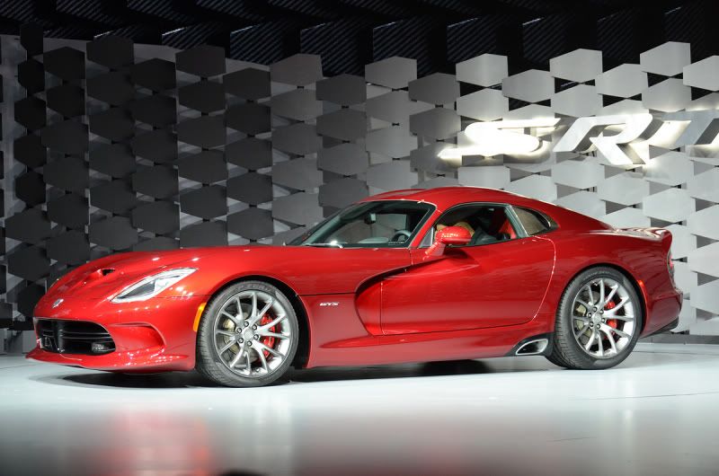 nyias-dodge-viper-srt-live-2_1200.jpg