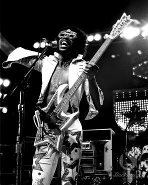 Bootsy-Collins-pictures-1978-LK-3078-016-l.jpg