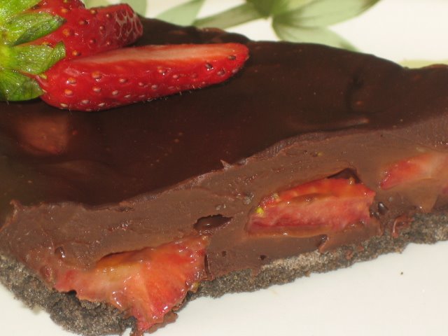 chocolate-strawberry-pie-dreenas-vegan-recipes.jpg