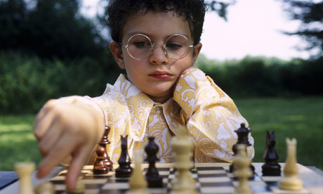 Child-playing-chess-002.jpg