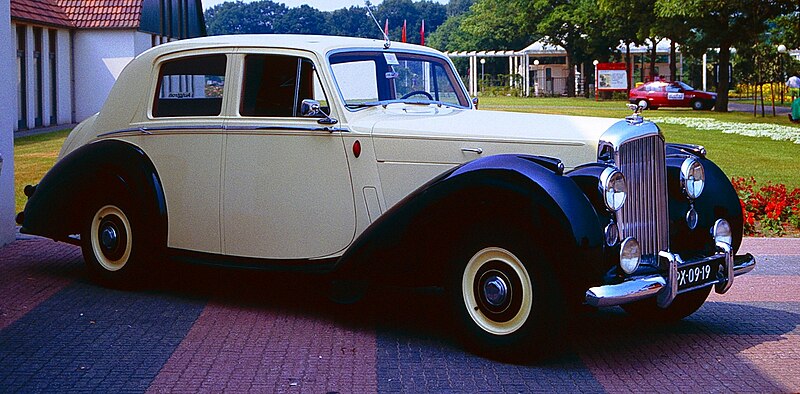 800px-Bentley_R-Type_Autotron_NL_1990.jpg
