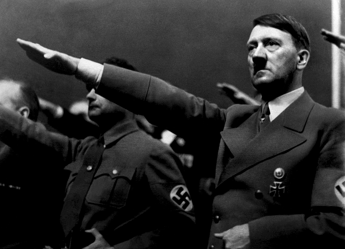 Adolf-Hitler-4.png